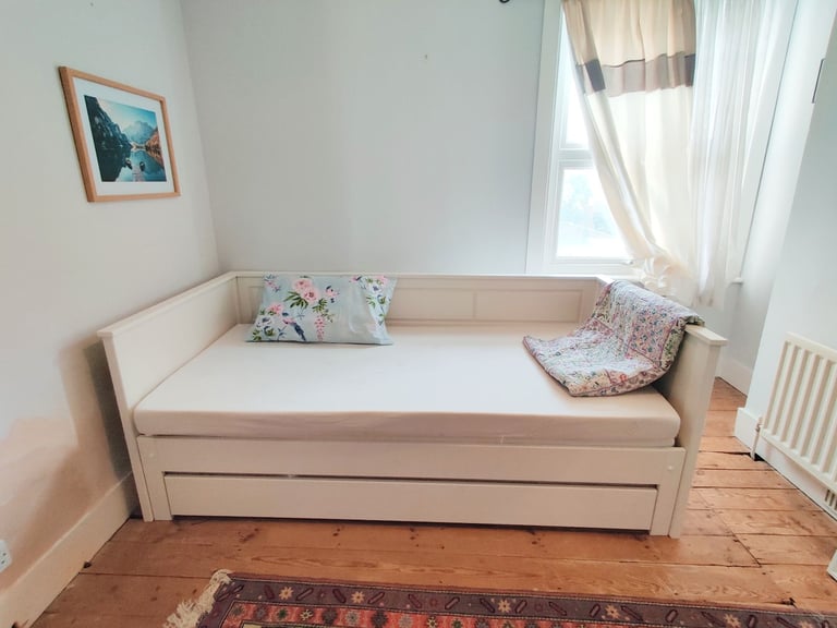 Noomi Erika double Guest Bed with Drawer (FSC-Certified)