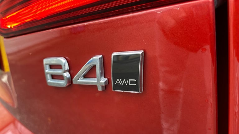 2021 Volvo XC60 2.0 B4D Momentum 5dr AWD Geartronic Diesel Estate Estate Diesel Automatic