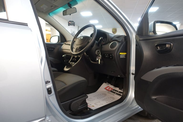 2012 Hyundai i10 1.2 Active 5dr HATCHBACK PETROL Manual
