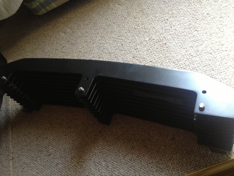 Jensen Interceptor front grille