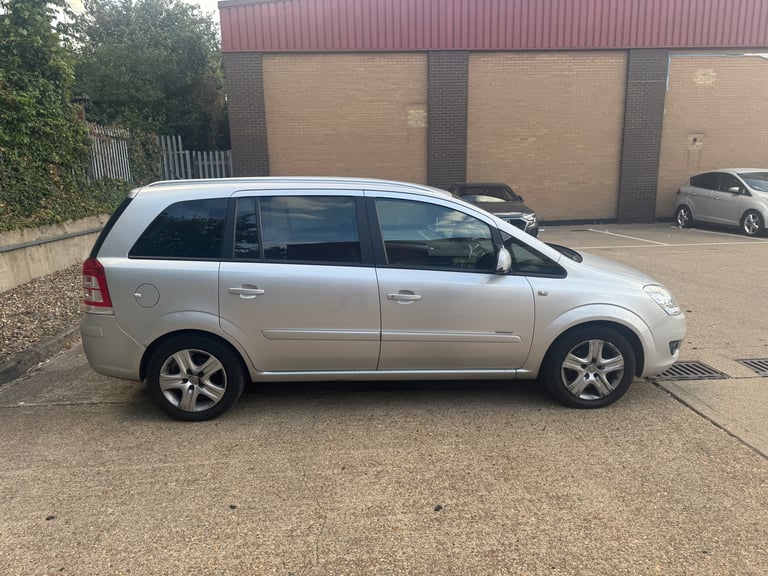 10 REG VAUXHALL ZAFIRA 1.6 ULEZ FREE 7 SEATER NOT ESTIMA COROLLA VERSO TOURAN SHARAN GALAXY CRV