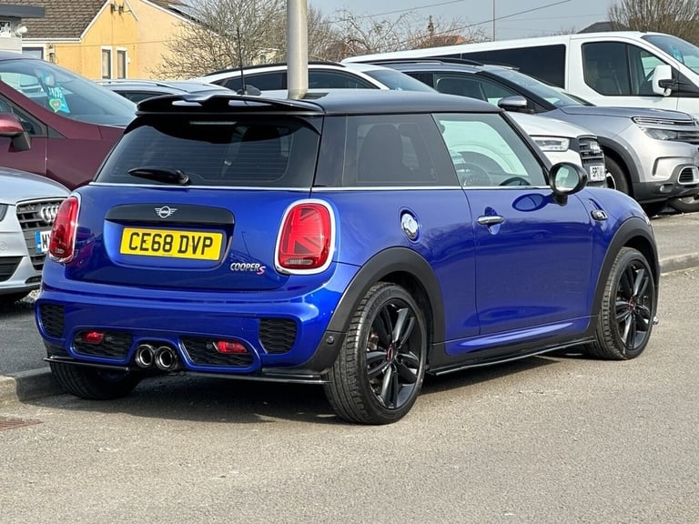 2018 MINI Hatch 2.0 Cooper S Hatchback 3dr Petrol Steptronic Euro 6 (s/s) (192 ps) Hatchback Petr...