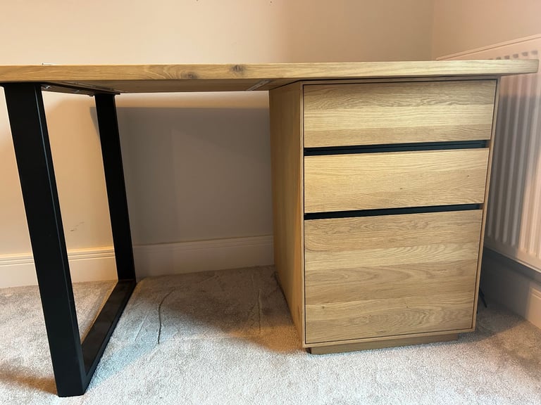 Bargain offer, both oak desk and adjustable office chair, perfect condition.  