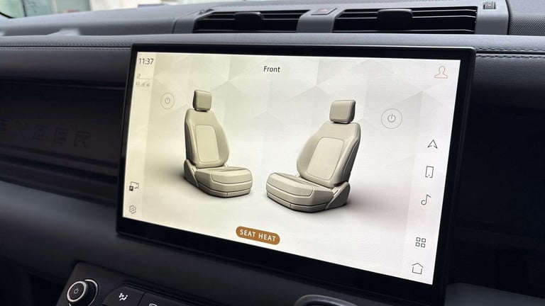 2024 Land Rover Defender 3.0 D250 X-Dynamic HSE 90 3dr Auto ESTATE DIESEL Automatic