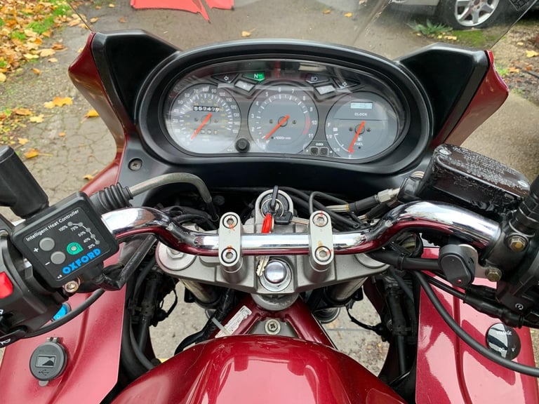 1999 Yamaha XJ900S DIVERSION SHAFT' WITH FULL GIVI LUGGAGE (CLASSIC MOTORCYCLE)