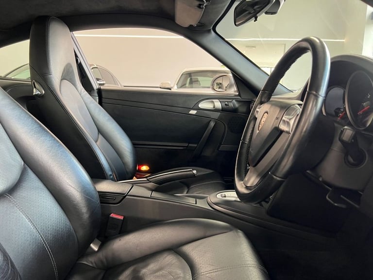 2005 Porsche 911 3.6 997 Carrera Coupe 2dr Petrol Manual (266 g/km, 325 bhp) Coupe Petrol Automatic