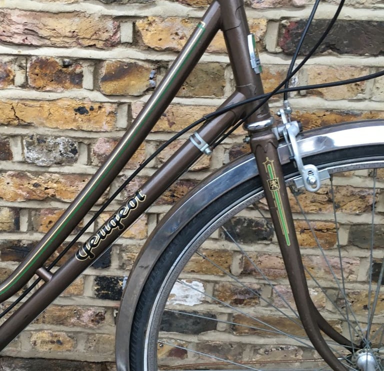 Peugeot CITY CRUISER FOR STYLISH LADY, fully serviced, brakes & tyres- test ride at bicycle workshop