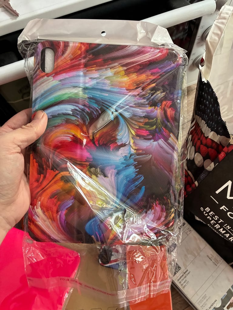 Cost lot new iPhone iPad cases glass can’t remember what fit 