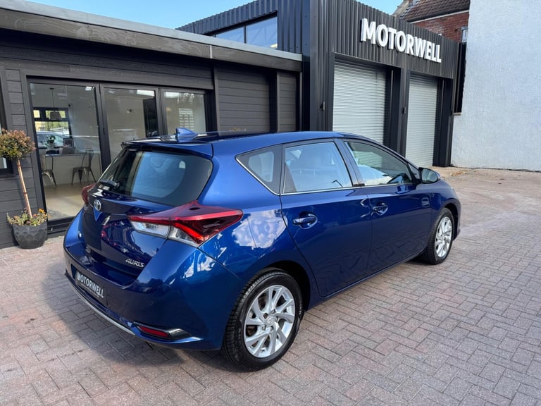 2016 Toyota Auris 1.2 VVT-i Business Edition Euro 6 (s/s) 5dr HATCHBACK Petrol Manual