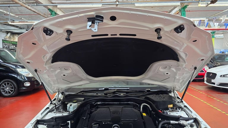  Mercedes-Benz E-Class 3.5 AUTO AMG LINE E350 AVANTGARDE Petrol Automatic