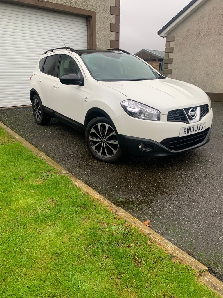 Nissan, QASHQAI, Hatchback, 2013, Manual, 1461 (cc), 5 doors