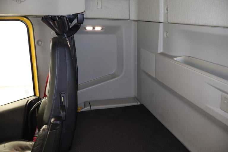 2019 (69 PLATE) Volvo FH460 6x2 Euro 6 Tractor Units