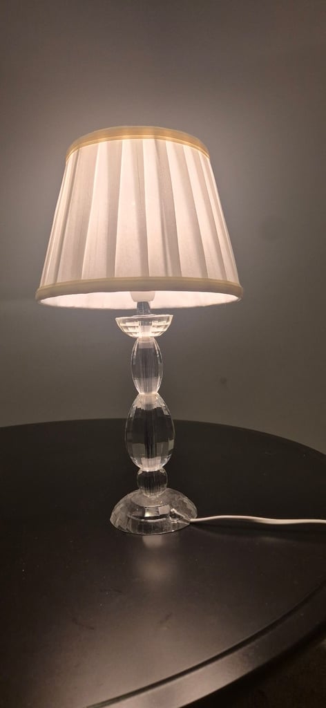 Crystal bedside table lamp 