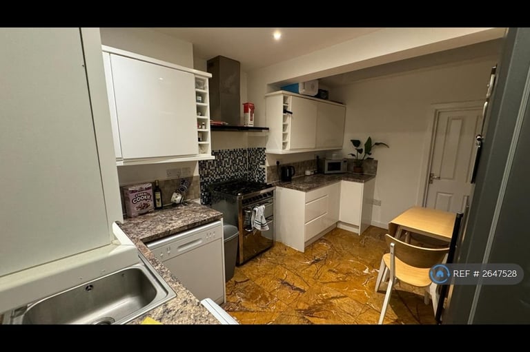 1 bedroom in London, London, UB6 (#2647528)