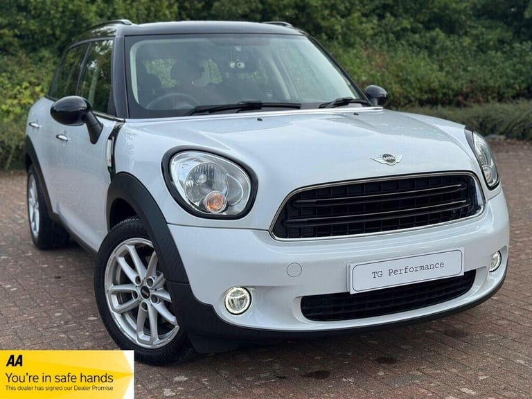 2015 MINI Countryman 1.6 Cooper Auto Euro 6 5dr HATCHBACK Petrol Automatic