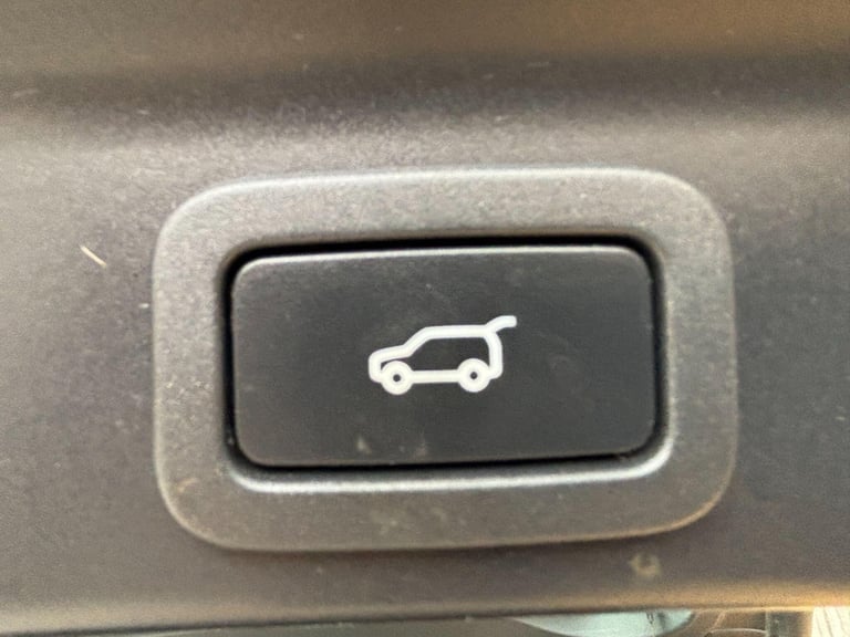 2017 Jaguar F-Pace 2.0 D180 R-Sport Auto AWD Euro 6 (s/s) 5dr ESTATE Diesel Automatic