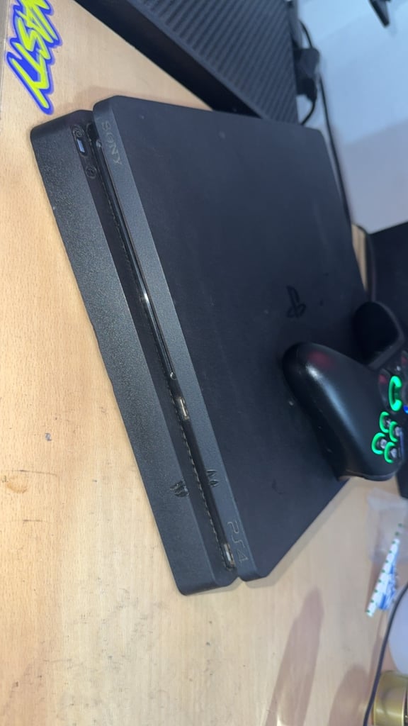 PS4 Slim 500gb With LED Controller