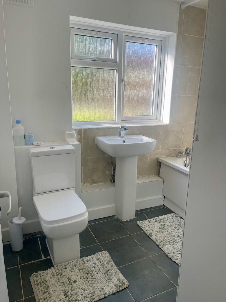 1 Bedroom Flat to rent -Windsor