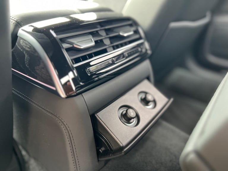 2022 72 Audi A8 3.0 V6 TFSie 60 S-Line Quattro 462ps