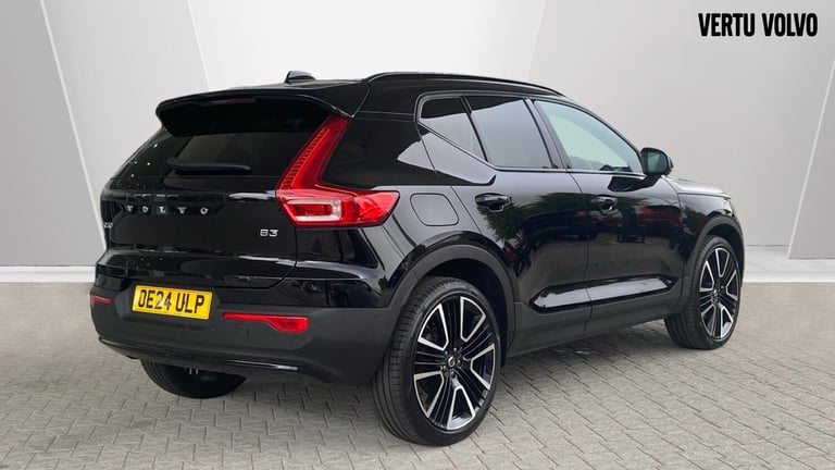 2024 Volvo XC40 2.0 B3P Ultra Dark 5dr Auto ESTATE PETROL Automatic