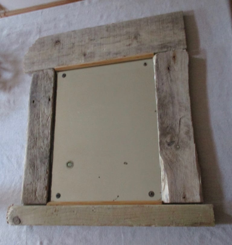 DRIFT WOOD VINTAGE MIRROR 52cm x 58cm COLLECTION ONLY