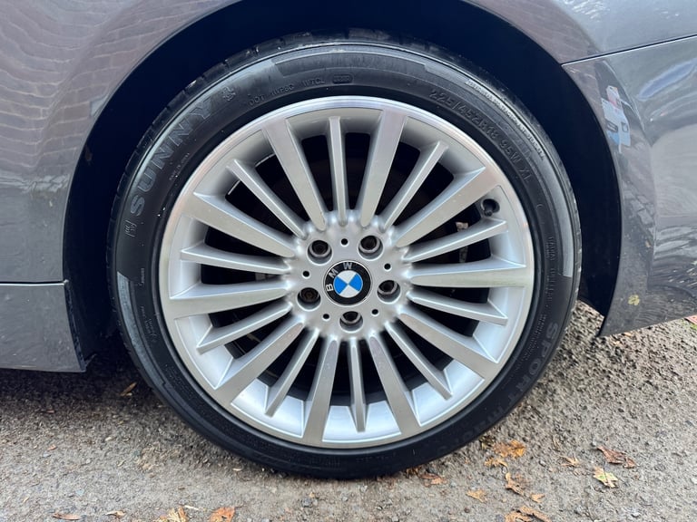 2014 BMW 4 Series 435i Luxury 2dr Auto COUPE Petrol Automatic