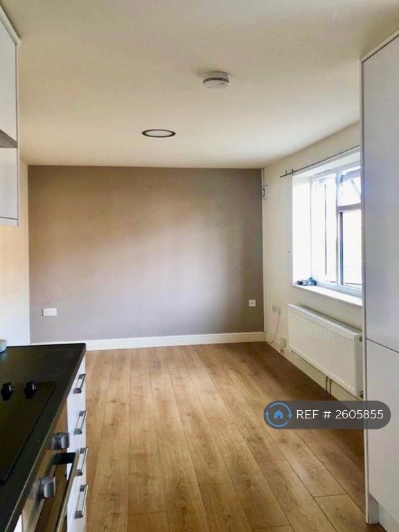 1 bedroom flat in Kings Lynn, Gaywood, King's Lynn, PE30 (1 bed) (#2605855)