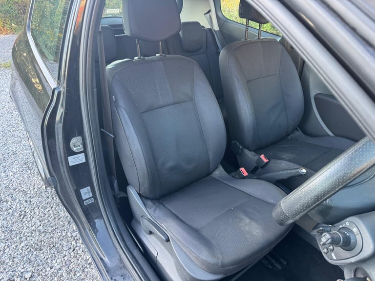 2009 Renault Clio 1.2 TCe 16v Dynamique 3dr HATCHBACK Petrol Manual