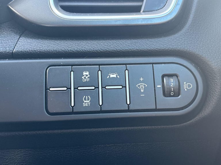 2022 Kia XCeed 1.0 T-GDi 2 SUV 5dr Petrol Manual Euro 6 (s/s) (118 bhp) HATCHBACK Petrol Manual