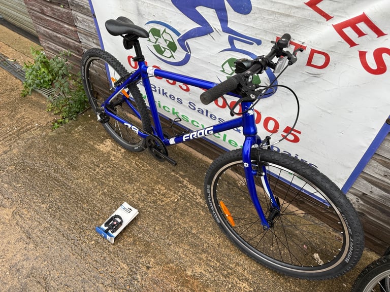 Frog 78 26” Wheel Unisex Hybrid Bike. Blue No2. Refurbished!! 
