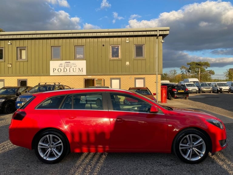 2015 Vauxhall Insignia 2.0 CDTi Design Nav Sports Tourer Auto Euro 6 5dr Estate Diesel Automatic