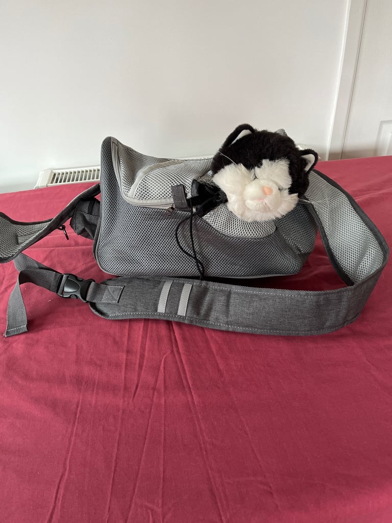 Over the shoulder small dog/puppy carrier