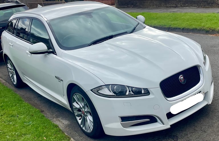 Jaguar XF Estate 2.2 Turbo diesel R-Sport Facelift Luxury pack model 200 bhp Hpi clear (2014 14)  