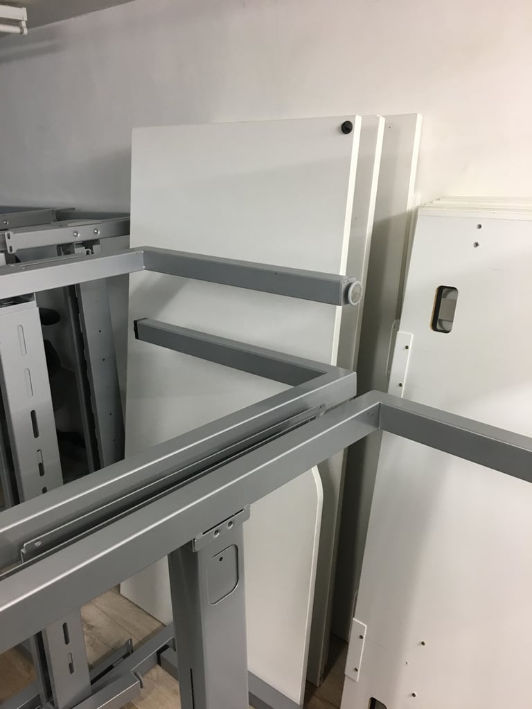 ***£10*** each 2 PCS Metal Frame Table White top Office Desk 