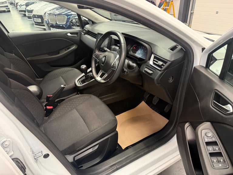 2022 Renault Clio 1.0 TCe Evolution Euro 6 (s/s) 5dr HATCHBACK Petrol Manual