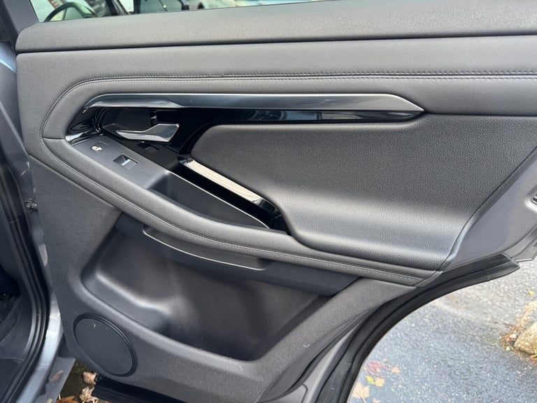 2020 Land Rover Range Rover Evoque 2.0 D180 R-Dynamic SE 5dr Auto ESTATE DIESEL Automatic