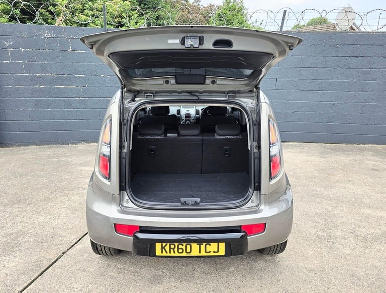 2011 Kia Soul 1.6 CRDi Tempest Auto Euro 4 5dr HATCHBACK Diesel Automatic