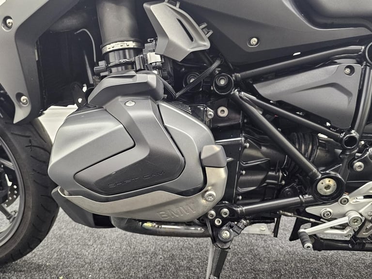 BMW R1250 R SE - FULL BMW HISTORY - LONG MOT 