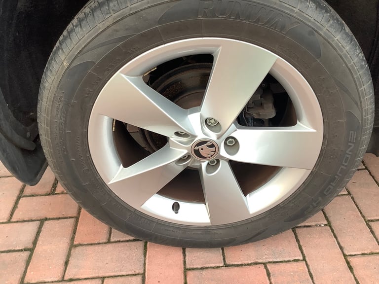 Skoda, KAROQ, Estate, 2019, Other, 1968 (cc), 5 doors