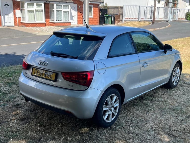 2011 Audi A1 1.6 TDI SE 3dr HATCHBACK Diesel Manual