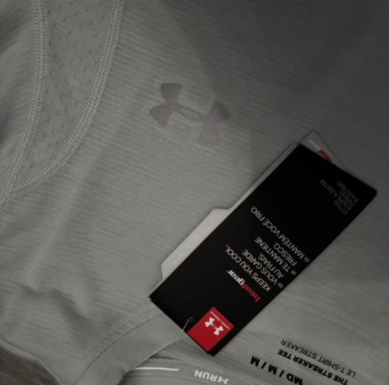 Under armour unisex top