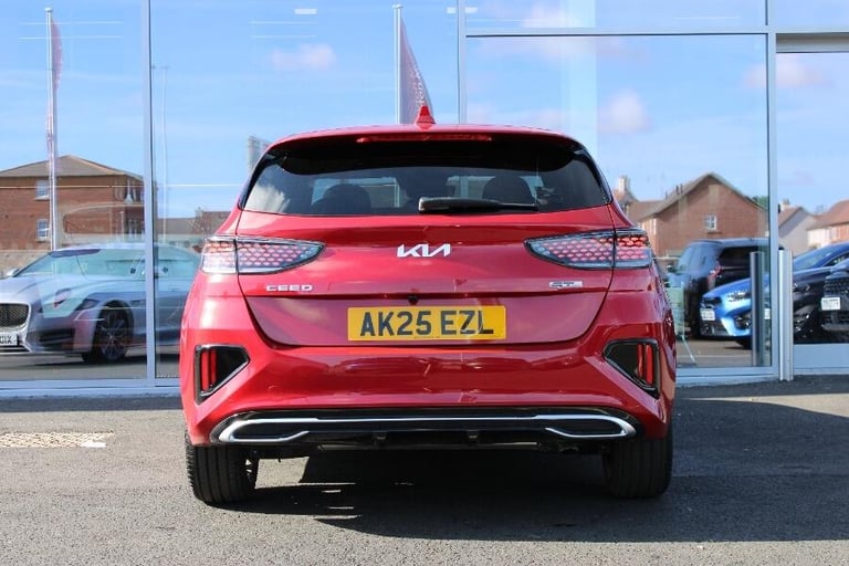 2025 Kia Ceed 1.5 T Gdi Gt Line Hatchback 5dr Petrol Dct Euro 6 (s/s) (138 Bhp) HATCHBACK Petrol ...