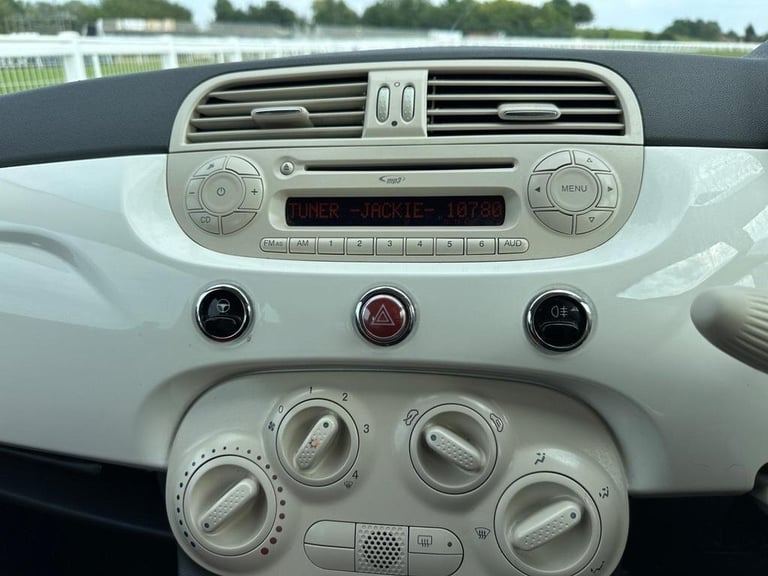 FIAT 500 1.2 Pop 3dr 2010(59) - Full History