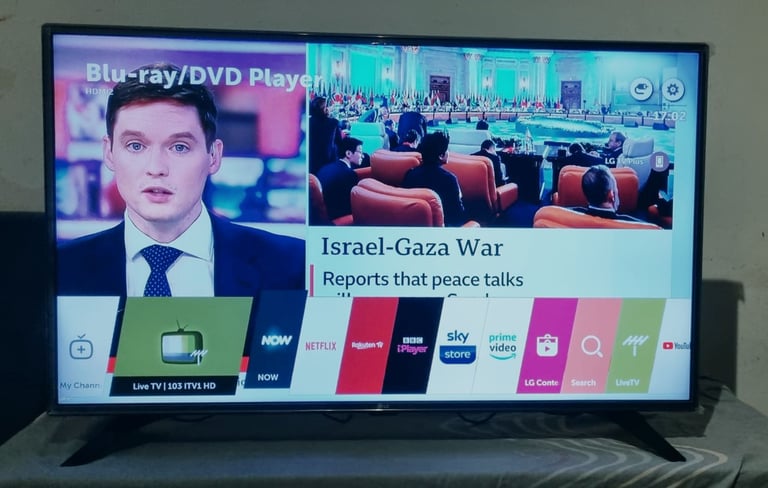 image for LG Smart WebOS 43inch Tv (Please Read Description)