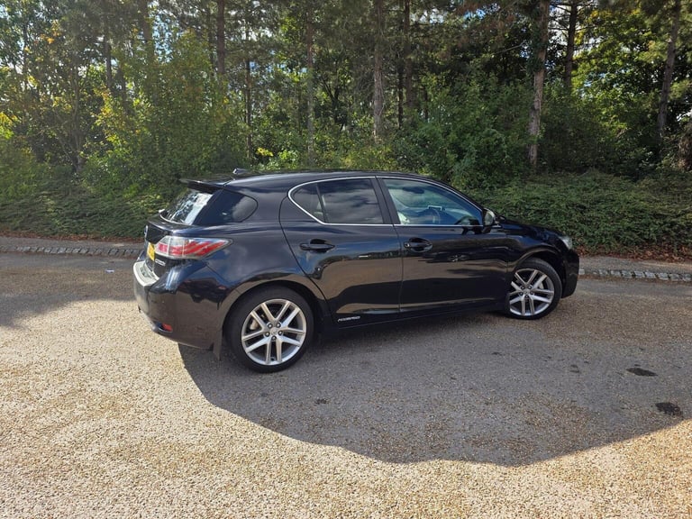 LEXUS CT 1.8 200H SE-L CVT EURO 5 SS 5DR 2011 Hybrid Automatic in Black