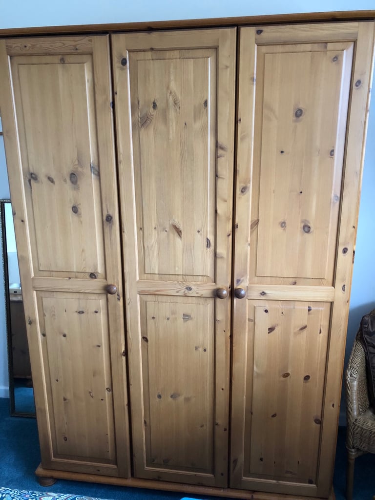 image for Triple Wardrobe £ 20.00
