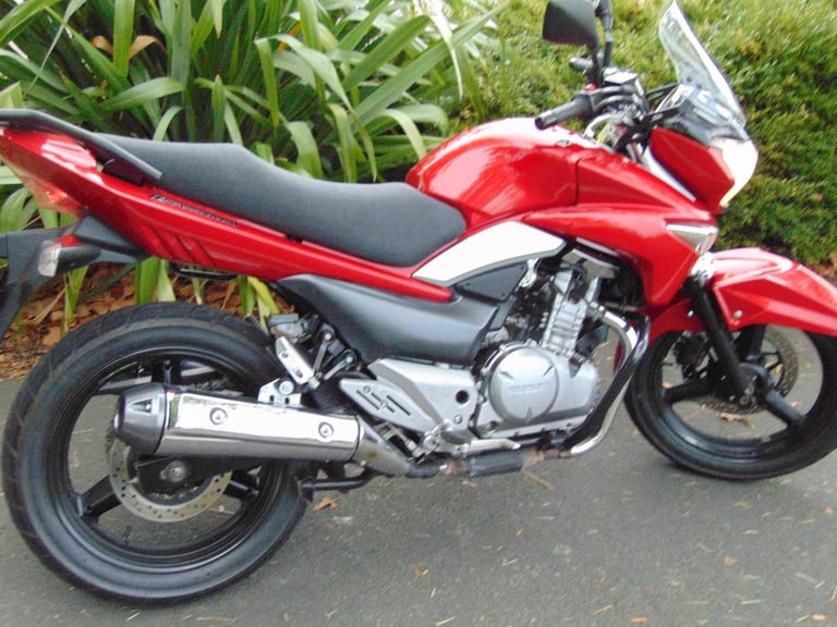 Suzuki GW250L3 Inazuma lightweight 250 naked beginner friendly learner commuter 