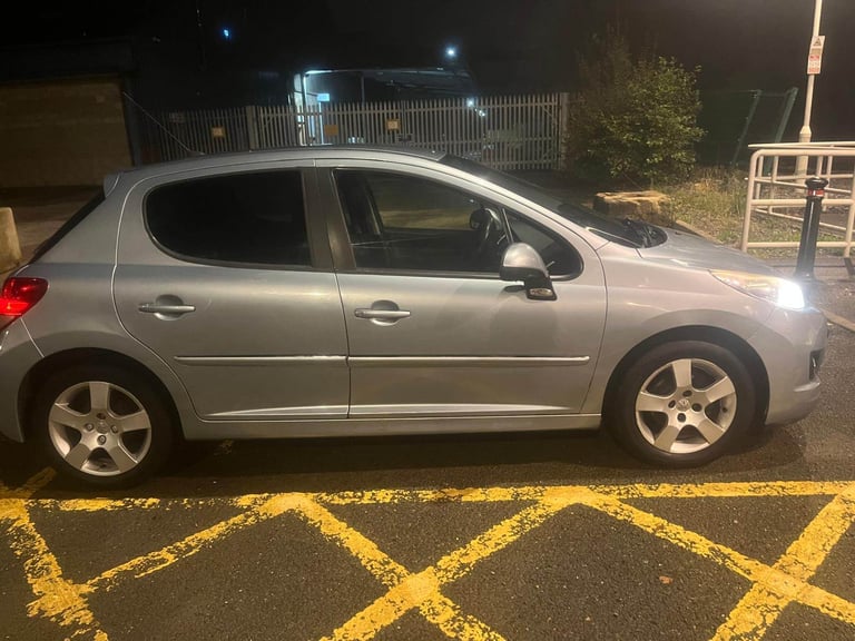 Peugeot, 207, Hatchback, 2010, Manual, 1560 (cc), 5 doors