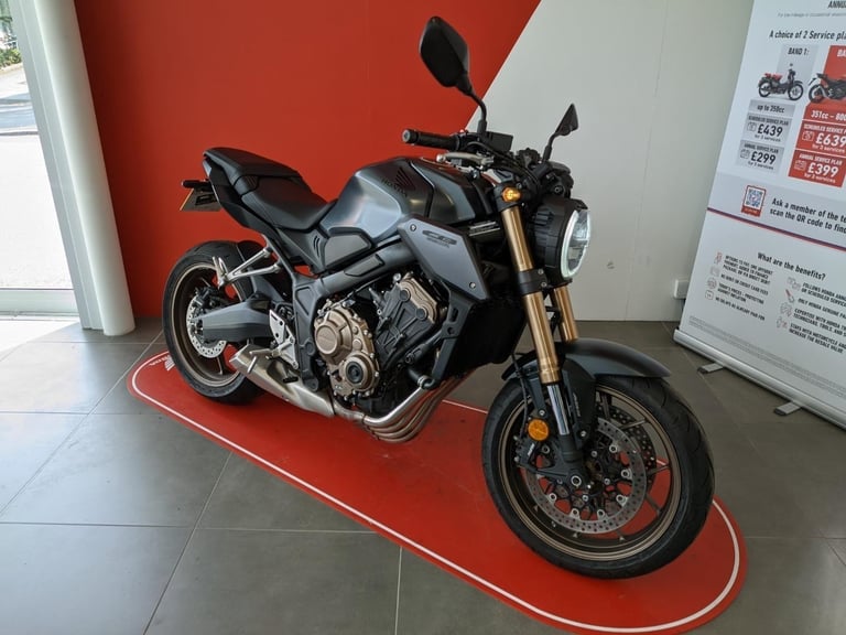 image for 2024 HONDA CB650R NEO SPORTS CAFE GREY METALLIC T/TIDY FITTED 