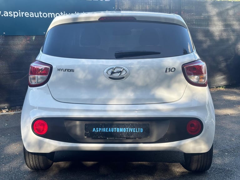 2017 Hyundai i10 1.2 Premium SE 5dr Auto HATCHBACK PETROL Automatic